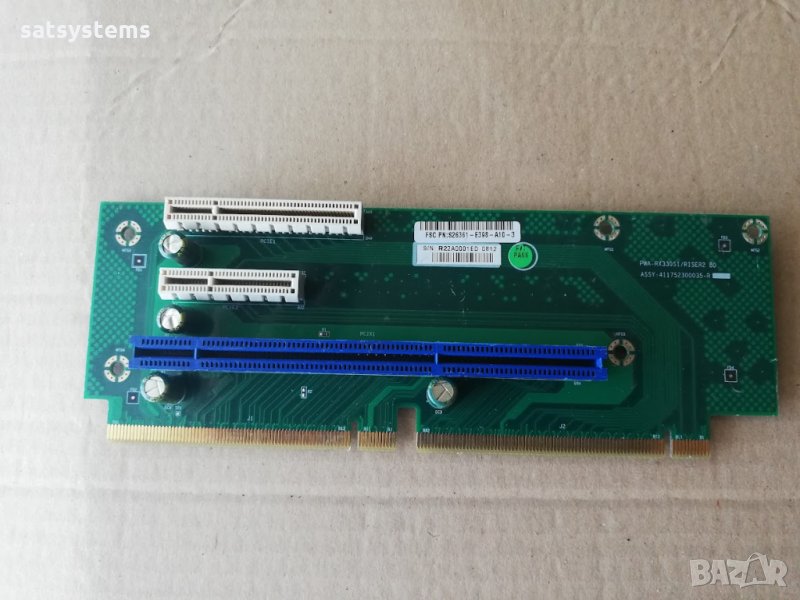 Fujitsu-Siemens S26361-E398-A10-3 Riser Card PCI-E FSC Primergy RX330 S1, снимка 1