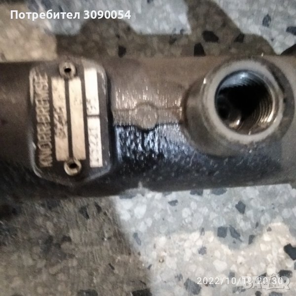 Долна помпа от Ивеко Карго, снимка 1