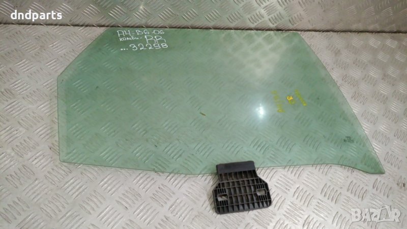 Странично стъкло Audi A4 B6 2006г.(задно дясно)	, снимка 1