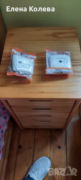 Контакти, снимка 1