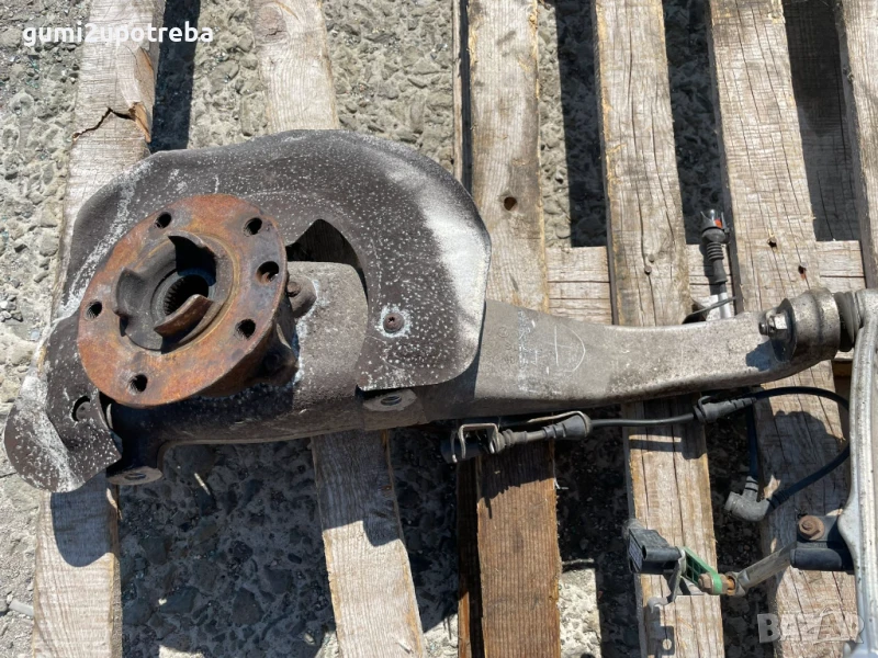 Шенкел Главина Преден Десен Porsche Cayenne 3.0D 92A/EG22/2012, снимка 1