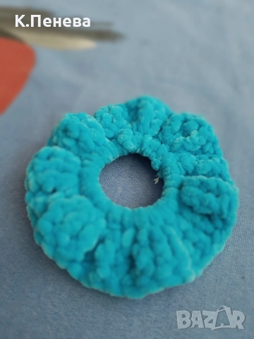 Плетени скрънчита , снимка 4 - Аксесоари за коса - 52129921