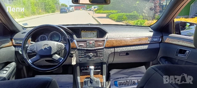 Продава Мерцедес Е200CDI 2010г. 136кс. Кожа, Навигация, снимка 7 - Автомобили и джипове - 50852597