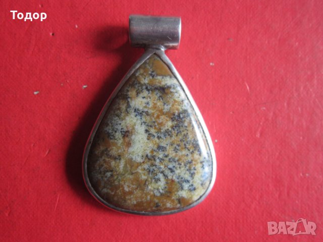 Сребърен медальон висулка колие с камък , снимка 2 - Колиета, медальони, синджири - 35103256