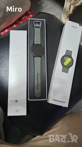 Samsung Galaxy Watch 7 44mm LTE, снимка 4 - Смарт гривни - 52833023