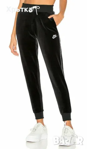 Nike Velour Joggers - Оригинално дамско долнище размер S, снимка 1 - Спортни екипи - 48396230