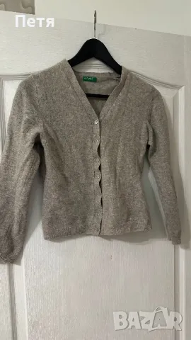 Benetton Детска сива жилетка за момиче със седефени копчета, снимка 1