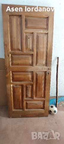  Входна врата от орех 