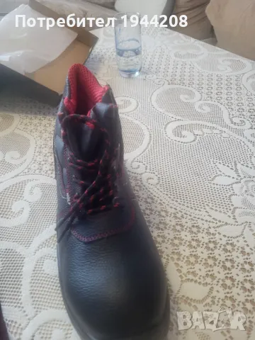 Обувки , снимка 2 - Мъжки ботуши - 48478924