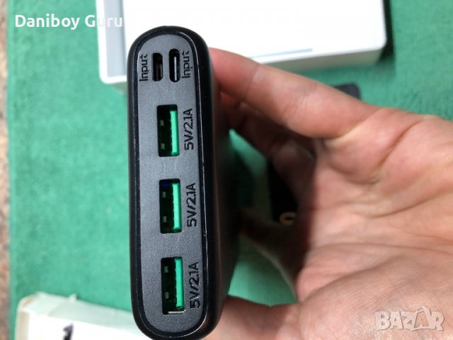 Преносимо зарядно устройство 36800mAh, Power Bank с три изхода и двоен вход (2.1A USB-C вход и микро, снимка 4 - Външни батерии - 38485862