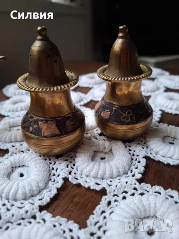 Солници с поставка , снимка 3 - Антикварни и старинни предмети - 56475823