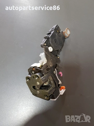 Заключващ механизъм за задна дясна врата за Subaru Forester (2001) UZ7