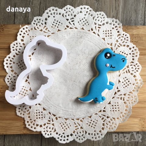 2308 Комплект форми за сладки Джурасик парк, 8 броя, снимка 7 - Форми - 34023025