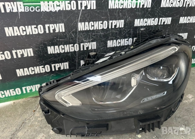 Фар ляв фарове за Мерцедес Ц206 Mercedes C-класа W206, снимка 2 - Части - 40448765