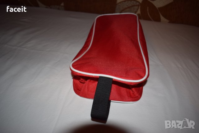 Manchester United - Official product - 100% ориг. чантичка / Манчестър Юнайтед, снимка 7 - Чанти - 31170399