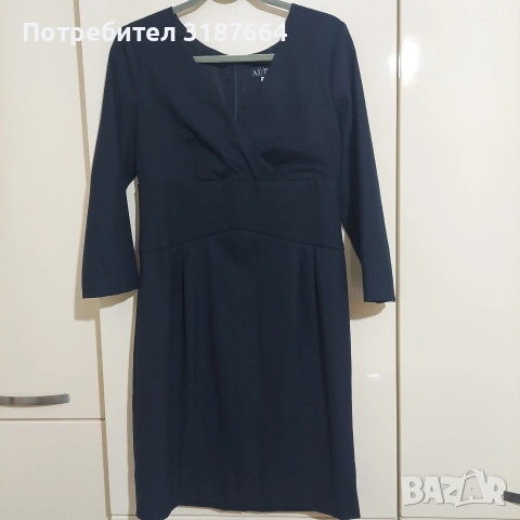 Armani jeans рокля L