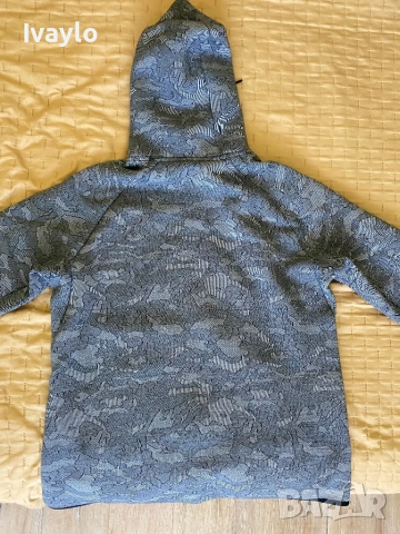 Nike горнище, снимка 2 - Спортни дрехи, екипи - 52640430