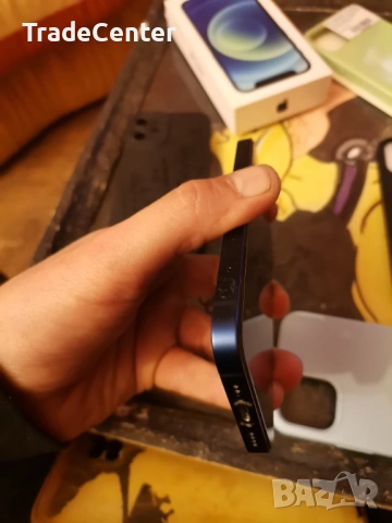 IPhone 12 mini + 8 кейса + 3 челни протектора , снимка 5 - Калъфи, кейсове - 53344866