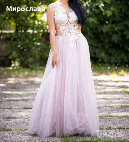 Абитуриентска рокля