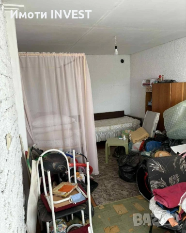 Тухлена къща с голям двор и кладенец – кв. Въбел, снимка 7 - Къщи - 53190974