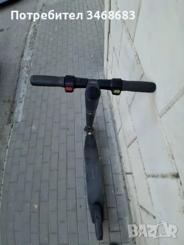 Ел. тротинентка Ninebot, снимка 2 - Скутери и тротинетки - 56096396