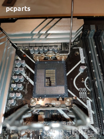 Дъно Asus Z690 P D4 (BIOS проблем), снимка 2 - Дънни платки - 54256060