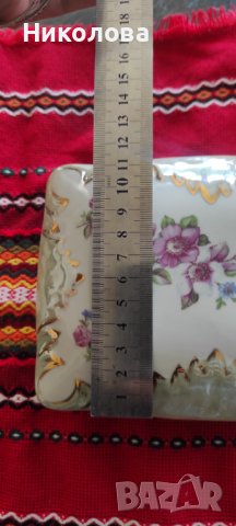 Българска порцеланова кутия , снимка 5 - Антикварни и старинни предмети - 37513635