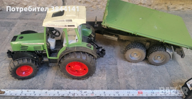 Трактор с ремарке Bruder