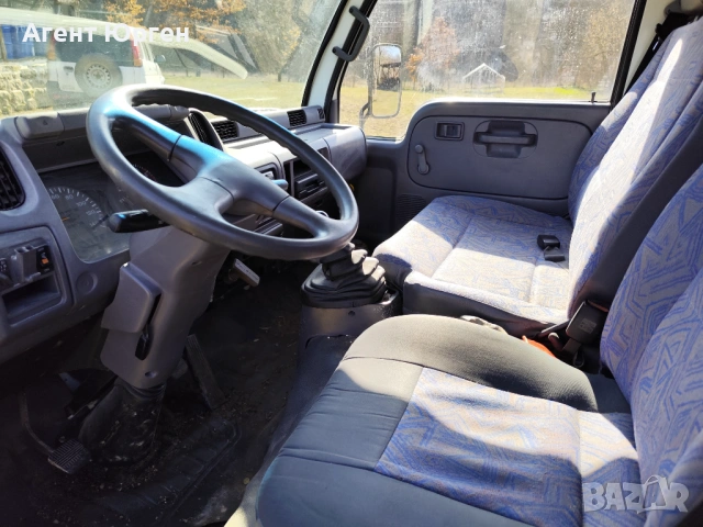 Nissan  камион бордови, категория В, снимка 5 - Бусове и автобуси - 54083826