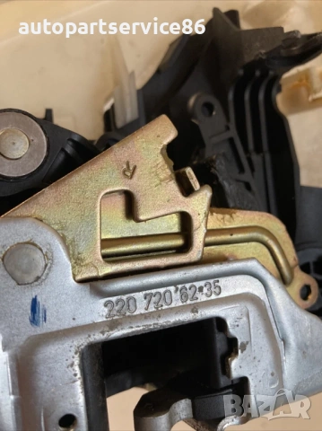 Закопчалка за преден десен колан за Mercedes S500 W220 (2003) 2207306232, снимка 2 - Части - 53973023