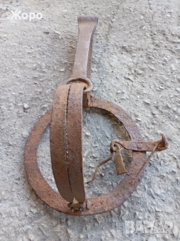 старинен голям кован капан, снимка 7 - Антикварни и старинни предмети - 52432446