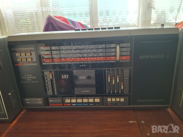 Радио касетофон ITT super Touring 350, снимка 3 - Радиокасетофони, транзистори - 52799635