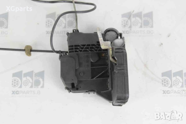 Брава врата предна лява за Mercedes E-class W211 (2002-2009) дясна дирекция, снимка 2 - Части - 52621524