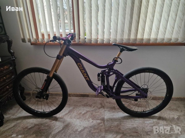Giant glory DH Downhill колело велосипед планински, снимка 2 - Велосипеди - 53935459