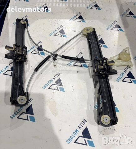 8V4837462 преден десен стъклоповдигач от Audi A3 1.0 TFSI, двигател CHZ, ск. кутия DSG 7 S-tronic, снимка 2 - Части - 52641390