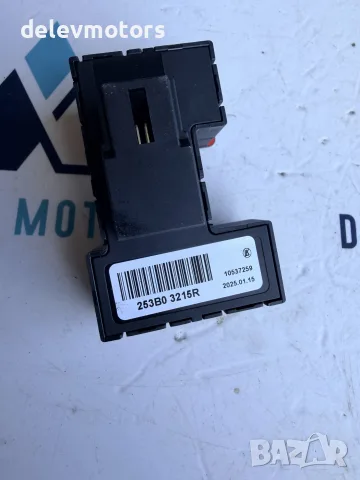 253B03215R – SOS бутон eCall модул – Dacia Duster 3 1.0 Eco G-101, двигател H4D480, 101 кс, снимка 4 - Части - 56246948