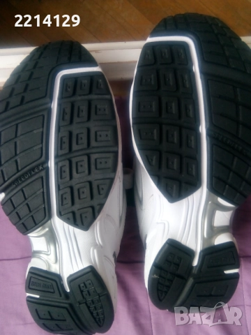 Бели маратонки с лепки, снимка 3 - Маратонки - 52560115