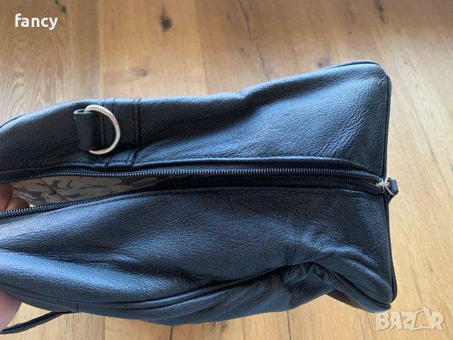 Кожена чанта за гримове и аксесоари, снимка 4 - Чанти - 38522269