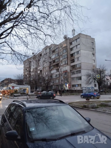 до пазар Д.Петков наем магазин,офис с вода в помещенията 