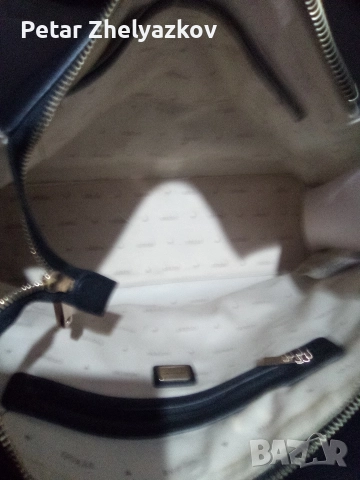 Нова елегантна дамска чанта GUESS., снимка 2 - Чанти - 52644299