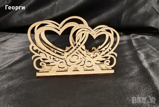 Декоративен дървен салфетник „Сърца“ – ръчна изработка, снимка 3 - Декорация за дома - 53238764