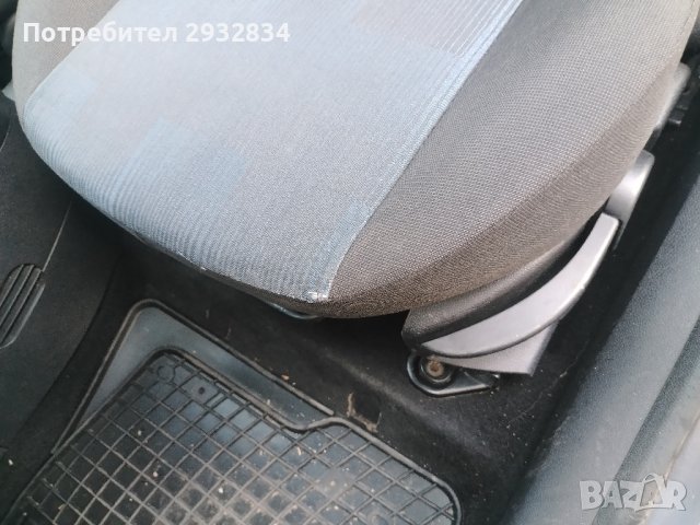 салон за Форд фиеста 4 врати, снимка 4 - Части - 42852740