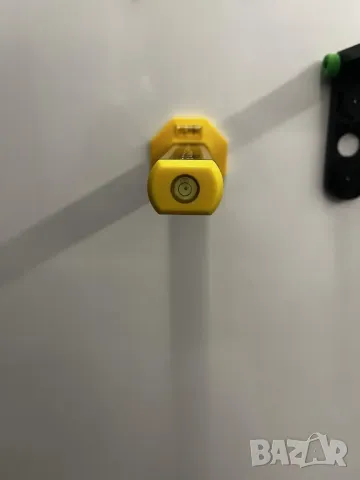 Магнитна стойка за нивелиране на тавани, снимка 2 - Измервателни инструменти - 49279182