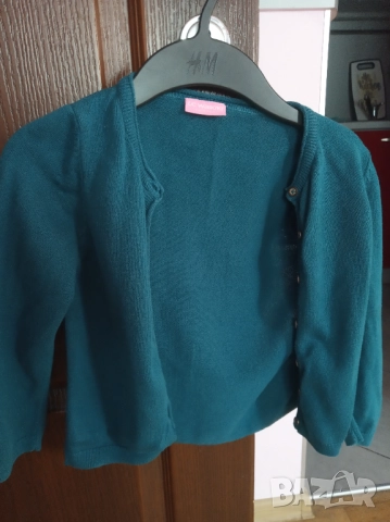 Детска жилетка , снимка 2 - Детски пуловери и жилетки - 51450093