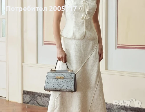 Дамски моден костюм, снимка 1