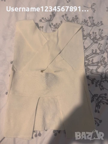 Zara xs топ кроп, снимка 2 - Корсети, бюстиета, топове - 51358346