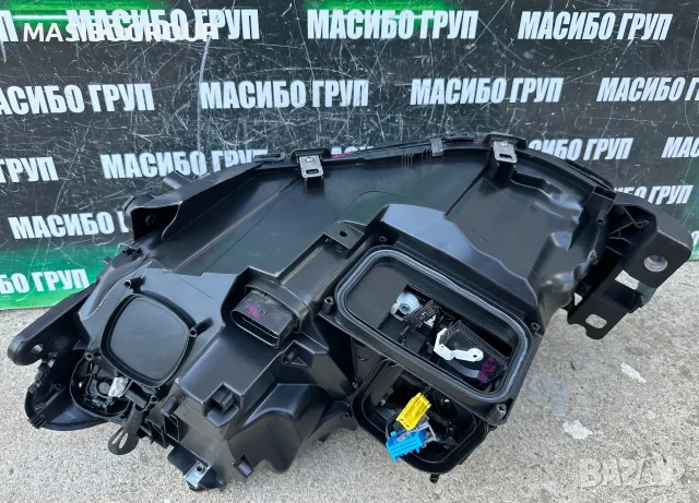 Фар десен фарове за Мерцедес ГЛЕ Mercedes GLE W166, снимка 7 - Части - 55904494