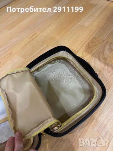 Ново куфарче за козметика Deliplus с подарък, снимка 5 - Друго оборудване - 54230446