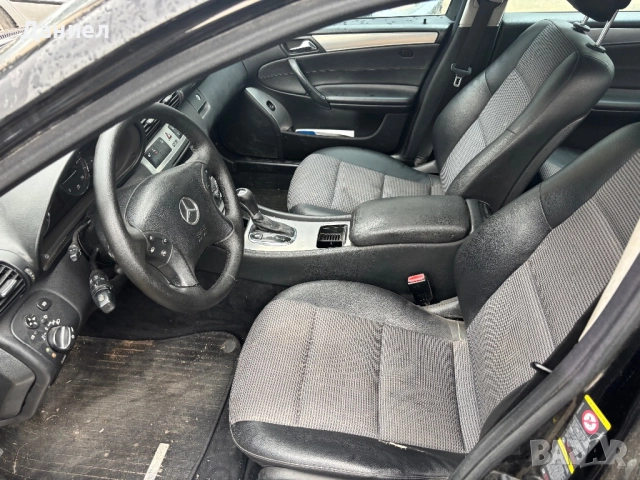 Мерцедес ц220 150 коня 2007 , снимка 8 - Автомобили и джипове - 51715493