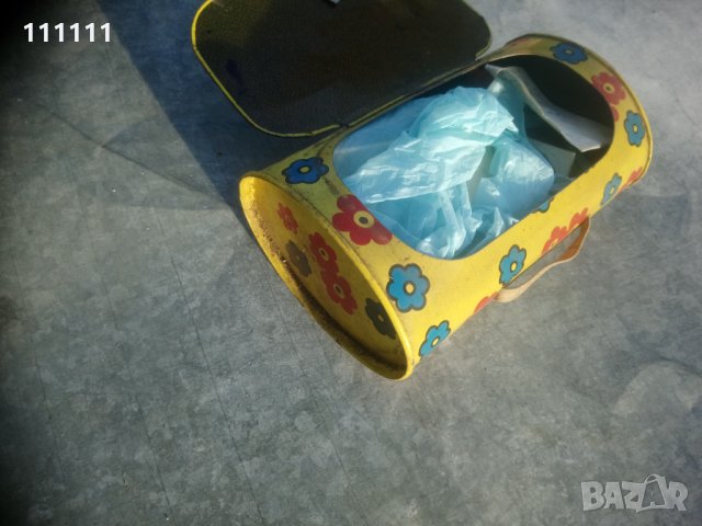 Кутия метална от комунистическо време  много запазена , снимка 11 - Колекции - 31230837